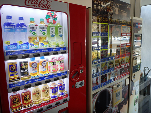 画像：自販機コーナー